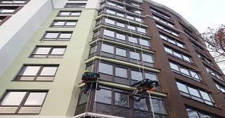 Установка крыши на балкон Ангарск цена от 1059 руб. м/2.